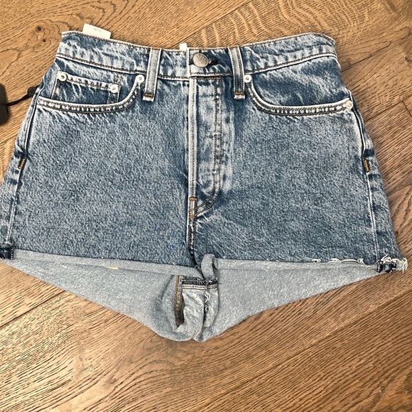 rag & bone Maya High-Rise Shorty Shorts in Calypso, size 24 - Picture 2 of 10